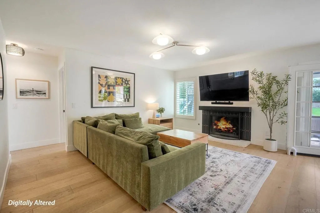 https://cdn.realtyfeed.com/cdn/127/306739406/ce386d327965b67d4e2b56bc54817155.webp