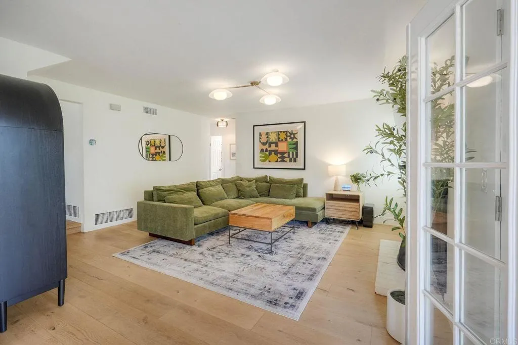 https://cdn.realtyfeed.com/cdn/127/306739406/d62a434b11e81f81724dc0cc819fcce1.webp