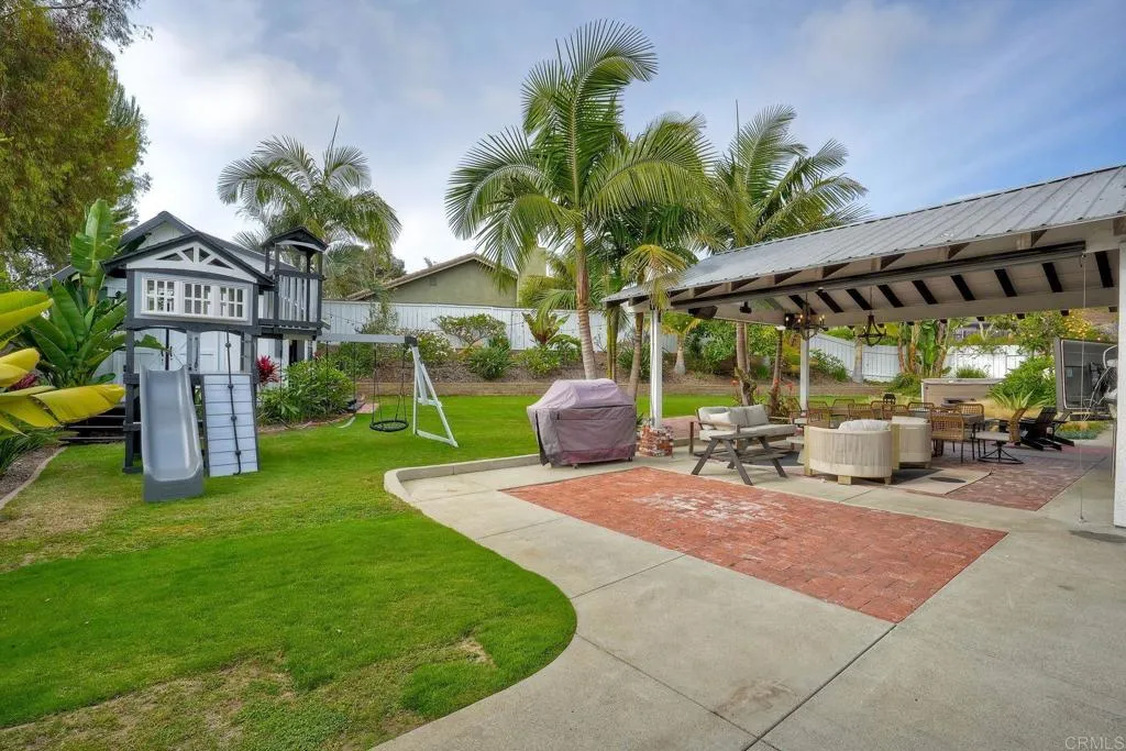 https://cdn.realtyfeed.com/cdn/127/306739406/e56a69eea26dacf675990034af083e3f.webp