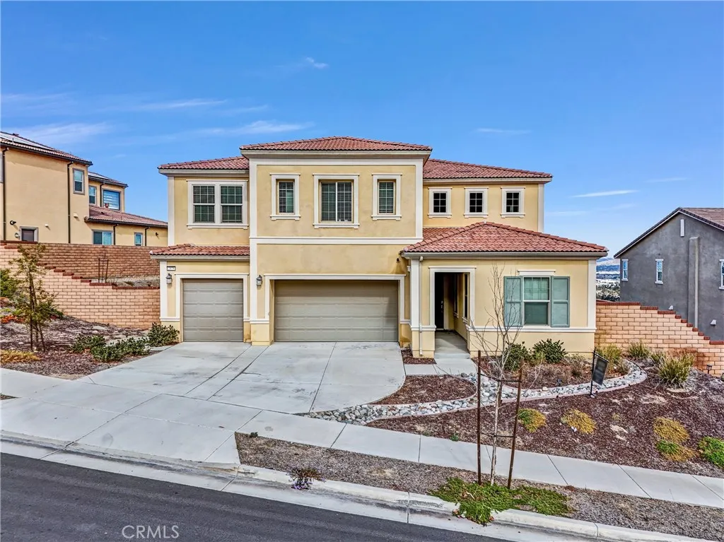 Corona, CA 92882