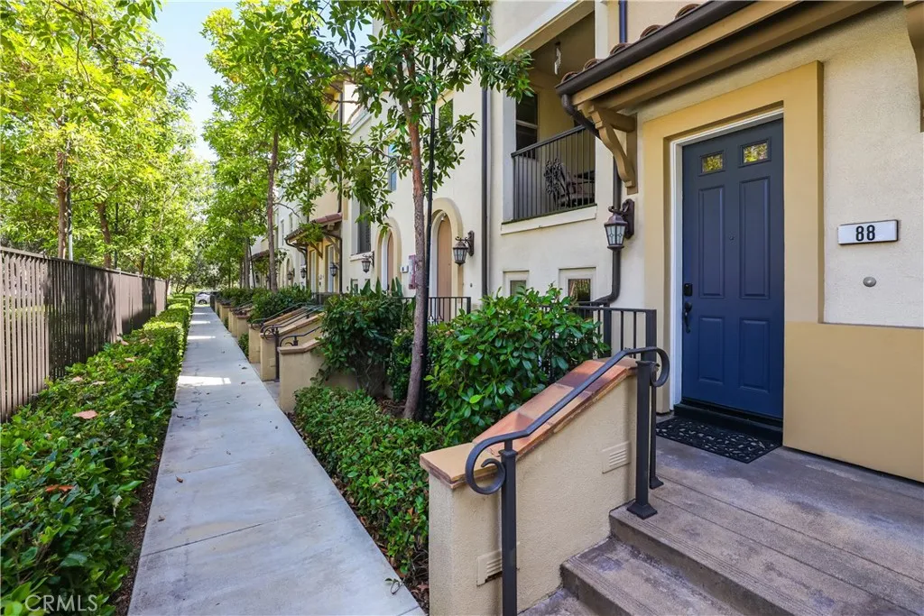 Irvine, CA 92618