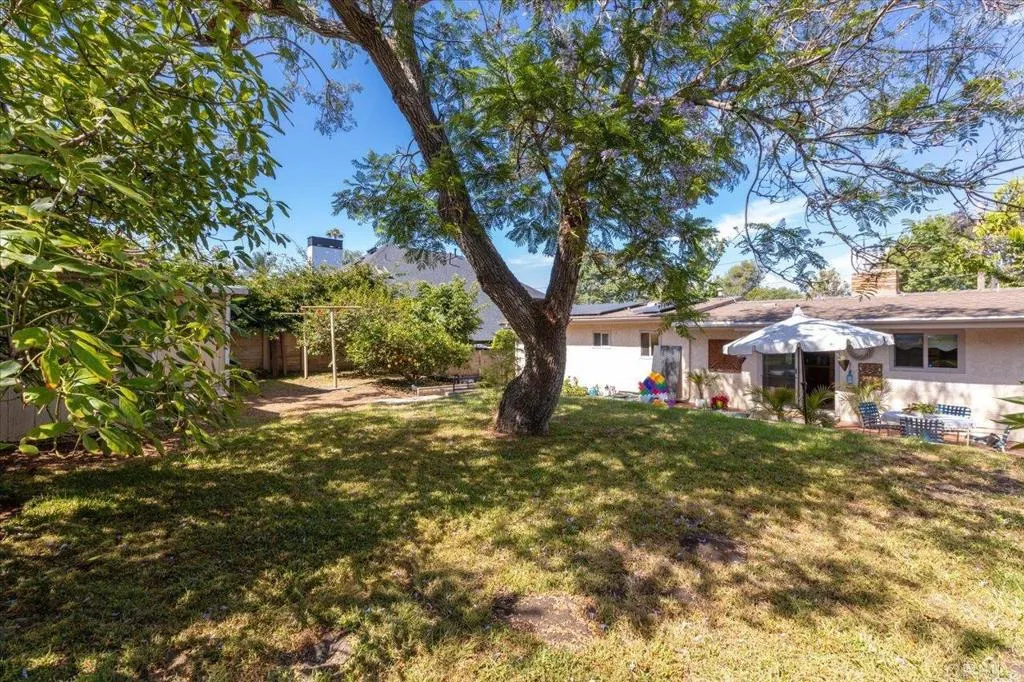 https://cdn.realtyfeed.com/cdn/127/306739505/81584608bc3163345520d22c9439fd54.webp