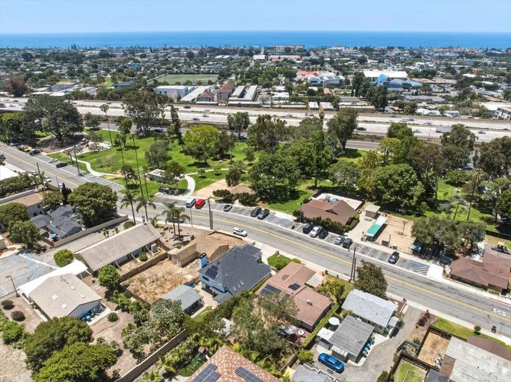 https://cdn.realtyfeed.com/cdn/127/306739505/bf5cd0d3c1b8ccae517215ee9e4de84e.webp