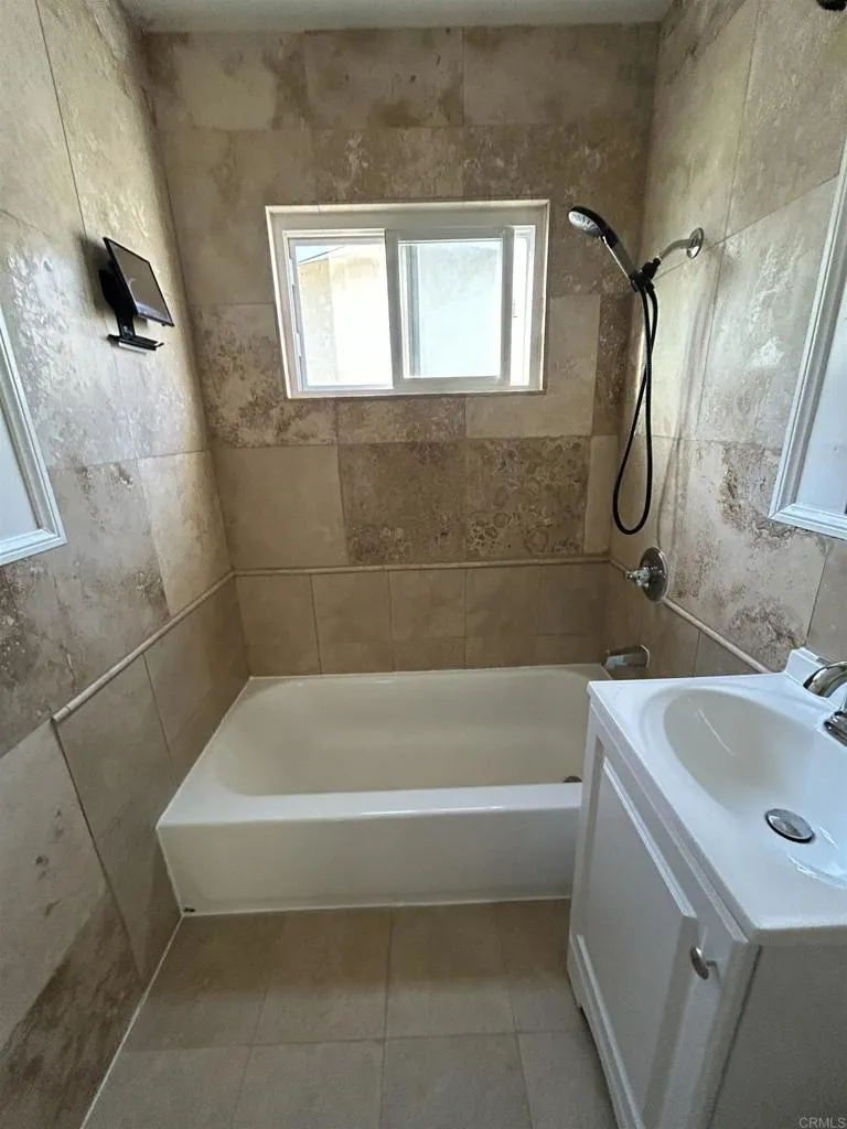 https://cdn.realtyfeed.com/cdn/127/306739533/6e2f494c69ac44af67c9b41d9a31e88f.webp