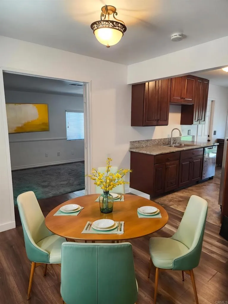 https://cdn.realtyfeed.com/cdn/127/306739533/ad6de2827fbedf6b31784443474ca8f0.webp