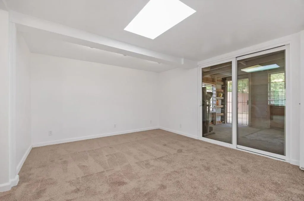 https://cdn.realtyfeed.com/cdn/127/306739593/8fd01374056ca760f01874cc1a10401b.webp