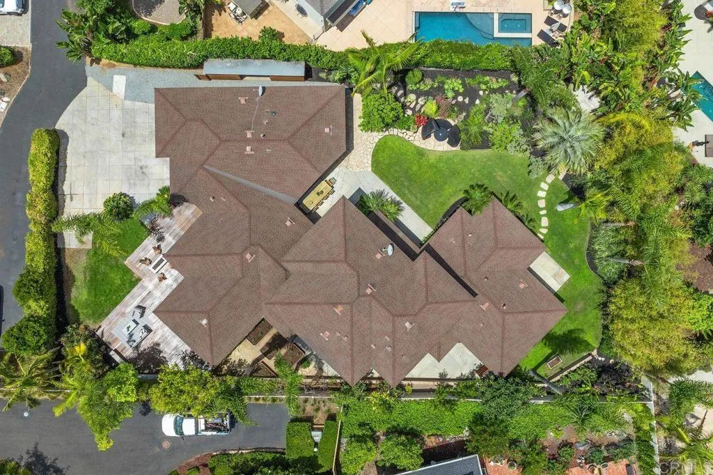 https://cdn.realtyfeed.com/cdn/127/306739599/43be481700146d7e8285dc0722579caa.webp