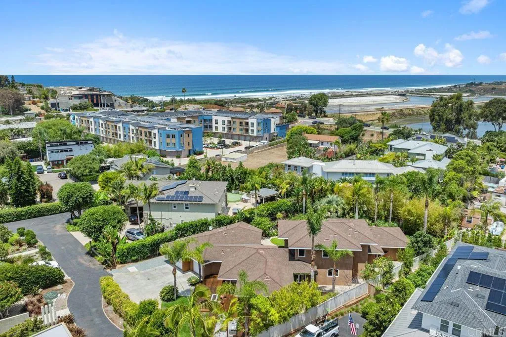 https://cdn.realtyfeed.com/cdn/127/306739599/ca663c3b7c3207fa87bb7903a6e4d5a6.webp