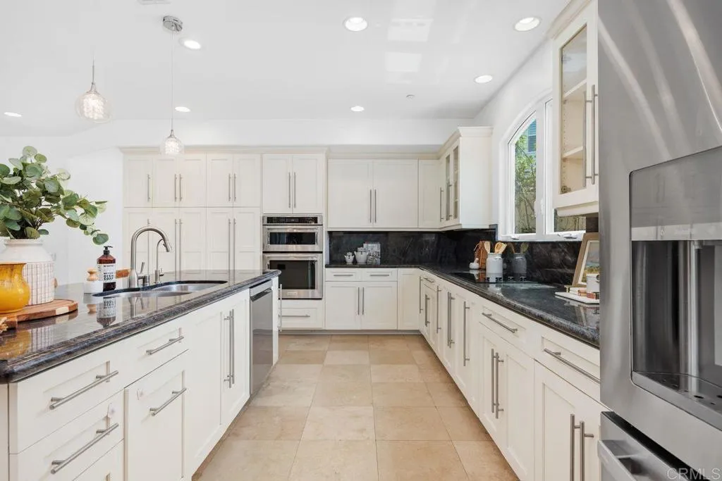 https://cdn.realtyfeed.com/cdn/127/306739599/d457aa66dad2e4387c52578651adb87d.webp