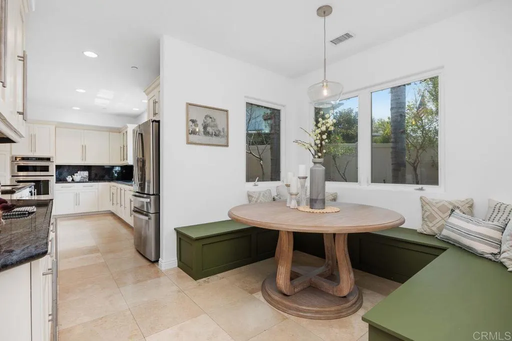 https://cdn.realtyfeed.com/cdn/127/306739599/e15b49927a34328022dbfb5c3a14158e.webp