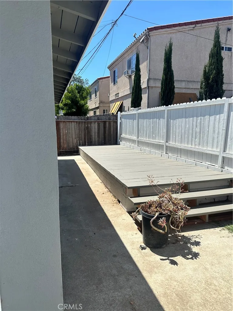 Lawndale, CA 90260