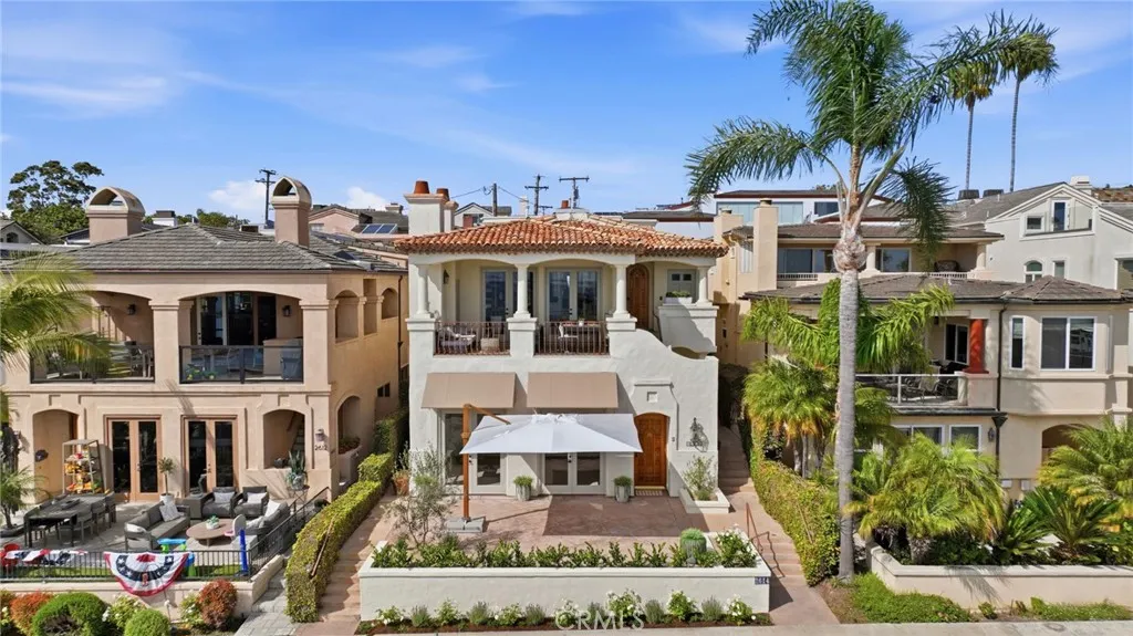 2614 Ocean Blvd Unit B, Corona del Mar, CA 92625 - Photo 2 of 30, Corona Del Mar, CA