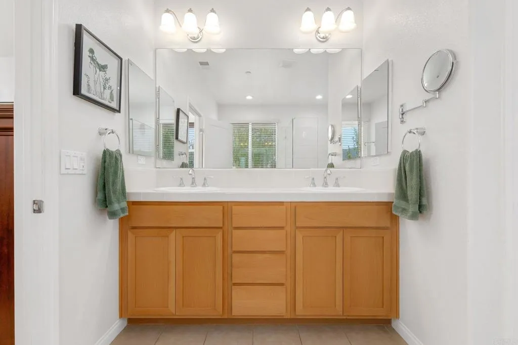 https://cdn.realtyfeed.com/cdn/127/306739720/447ae54fd81d50833c916e2ba24a8819.webp