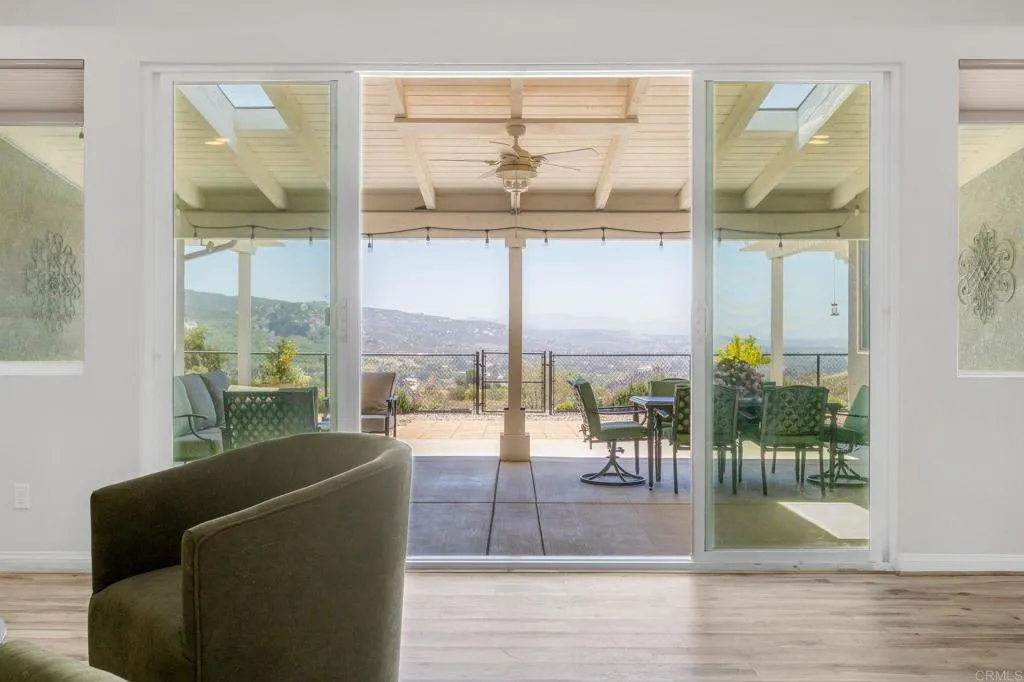 https://cdn.realtyfeed.com/cdn/127/306739720/57dcabfd83cb8497987e65811d7c21fa.webp