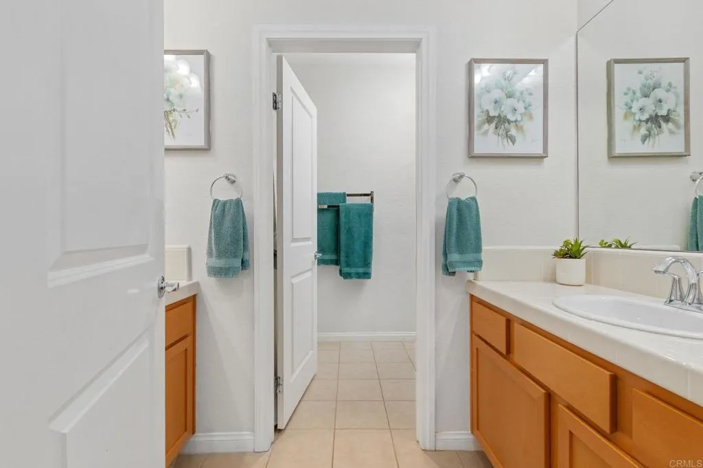 https://cdn.realtyfeed.com/cdn/127/306739720/79e2e29282424f7bfa9f577f11d08869.webp