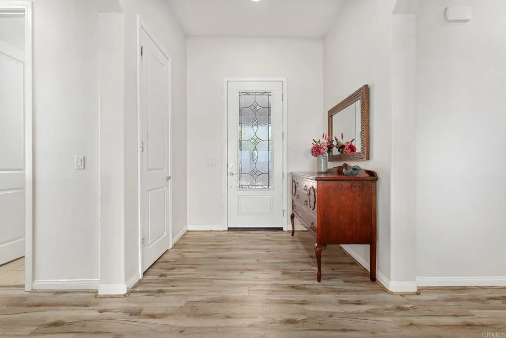 https://cdn.realtyfeed.com/cdn/127/306739720/c923b1b4aefddce1e83772b26e3d90ae.webp