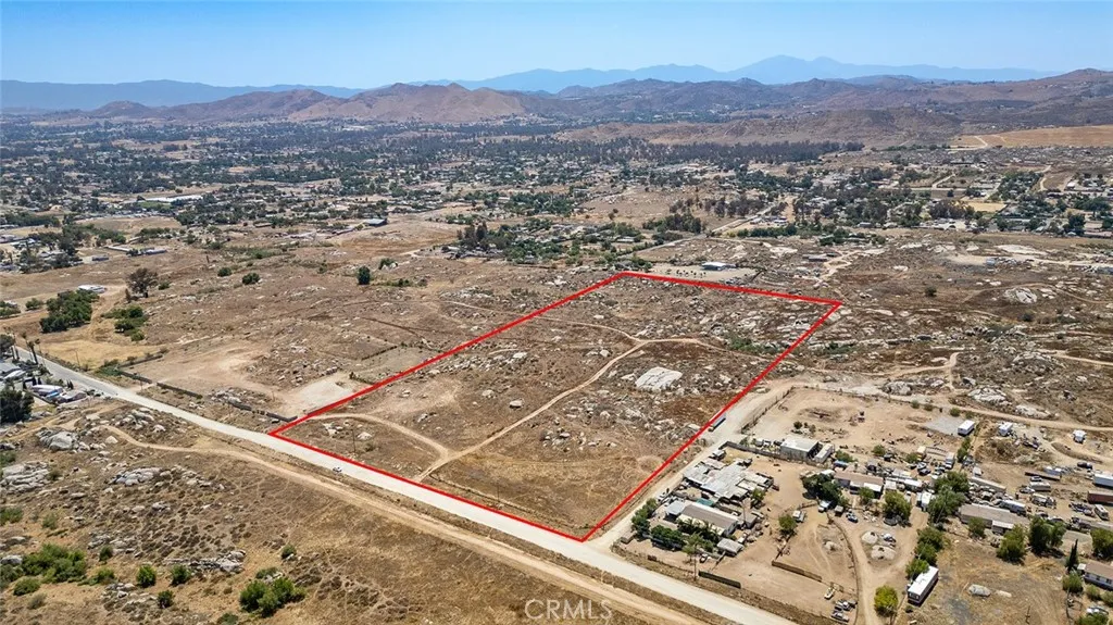 Perris, CA 92570