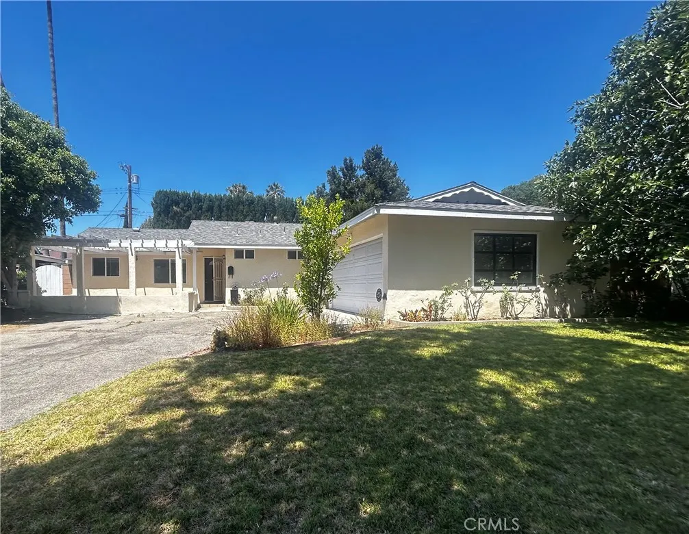 Canoga Park, CA 91304
