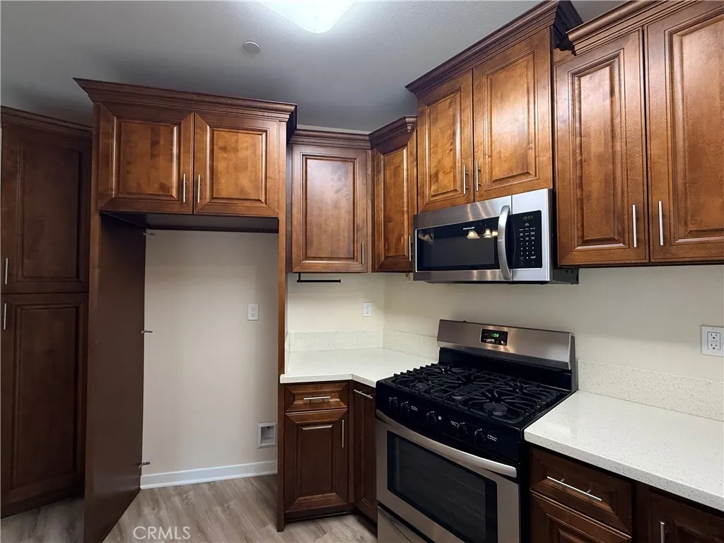 Brea, CA 92821