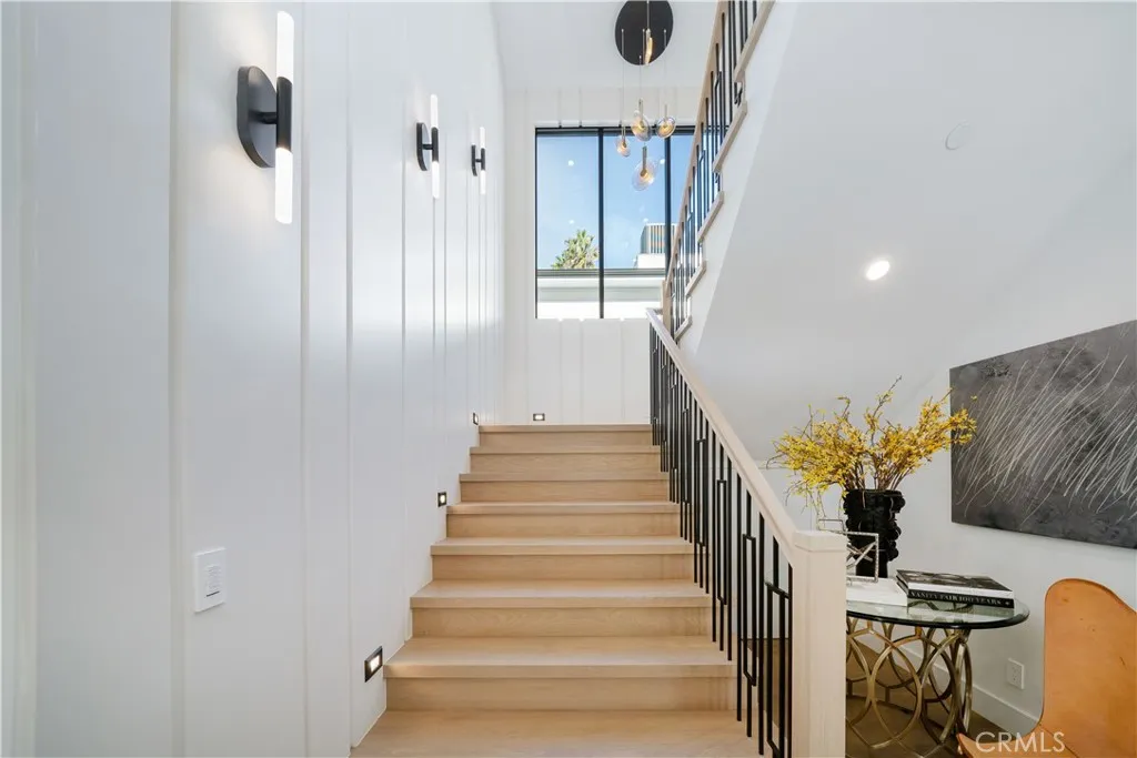 12207 Valleyheart Drive, Studio City, CA 91604 - Photo 5 of 51, Studio City, CA