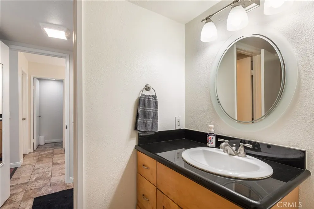 Photo #17: SW26126020 Listing: Photo #17