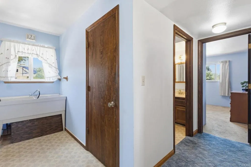 https://cdn.realtyfeed.com/cdn/127/306739778/50f09b1332b2abacdddcc528b2cd103c.webp