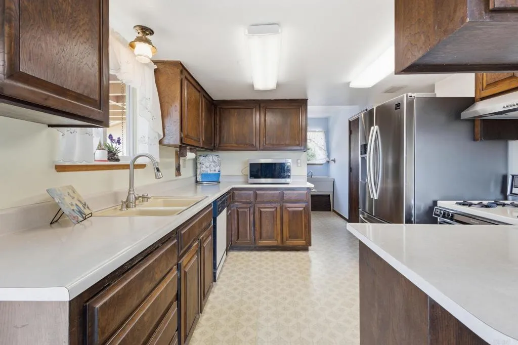 https://cdn.realtyfeed.com/cdn/127/306739778/610273f1091714246a4b07eb5cef5c0a.webp