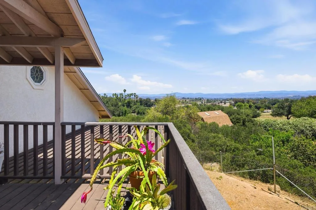 https://cdn.realtyfeed.com/cdn/127/306739778/6e94f61d50ba110d0749e1703b48cc3a.webp