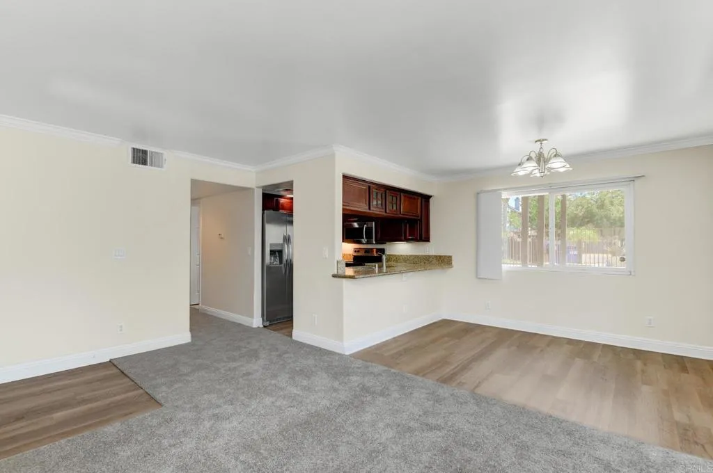 Photo #8: PTP2604442 Listing: Photo #8