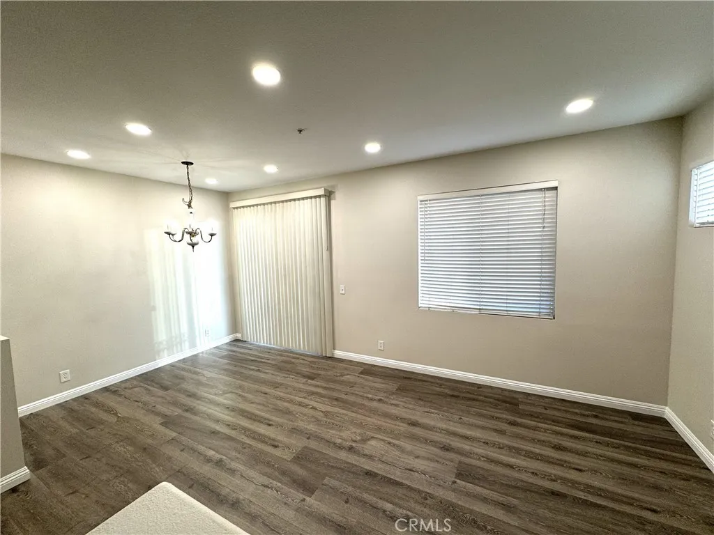 Lake Forest, CA 92610
