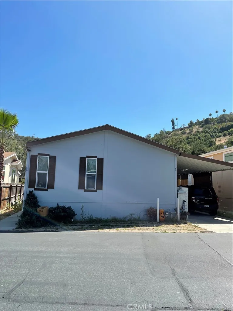 https://cdn.realtyfeed.com/cdn/127/306739929/b30d7bb3a717c6a4ac6625ed19d6b631.webp