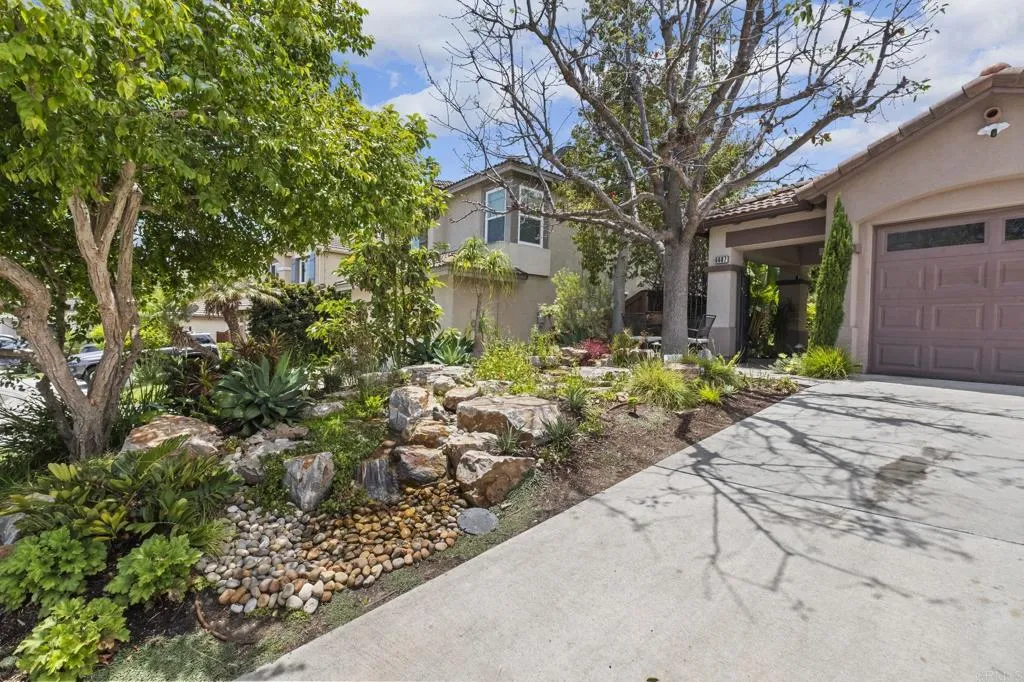 https://cdn.realtyfeed.com/cdn/127/306739997/0cdf12dbbe688ef89ab0a08b75c723d9.webp