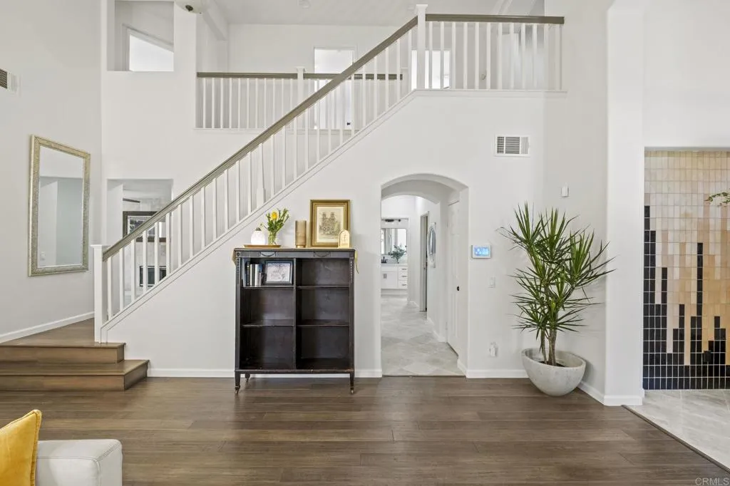 https://cdn.realtyfeed.com/cdn/127/306739997/1b54381f5e4cb3b8ea2a04c950a63fe5.webp
