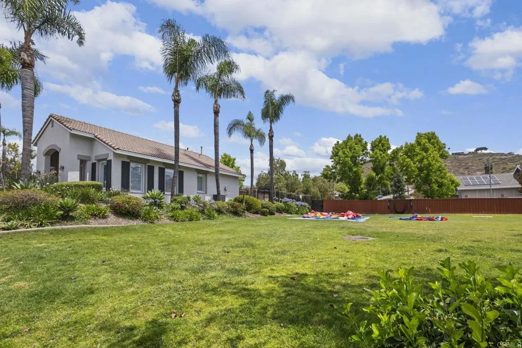 https://cdn.realtyfeed.com/cdn/127/306739997/45af54ff926e462385fb86c8098e5028.webp