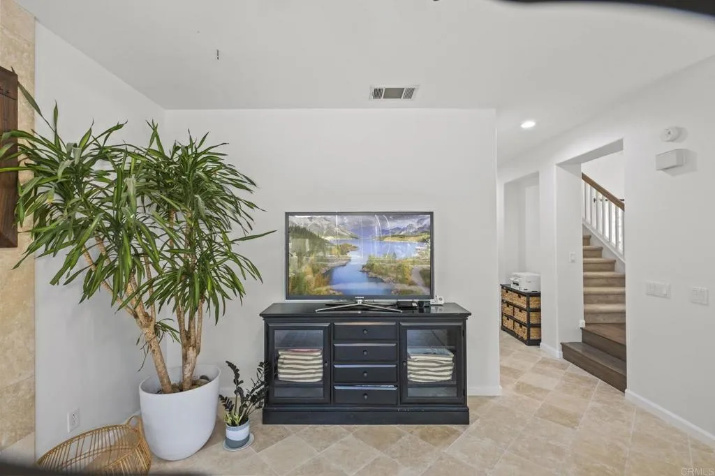 https://cdn.realtyfeed.com/cdn/127/306739997/5363d642779e848350640420f6af2285.webp