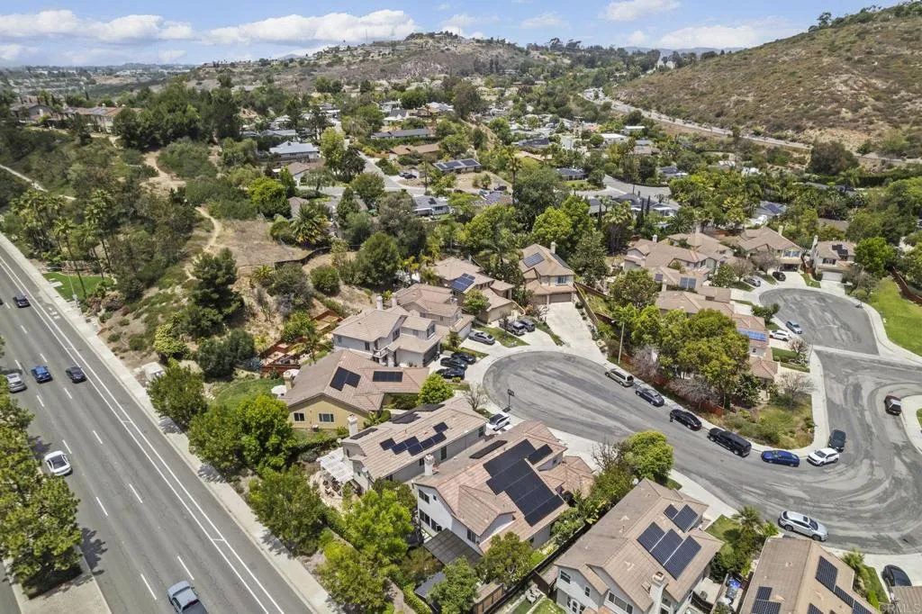 https://cdn.realtyfeed.com/cdn/127/306739997/bc24d5bbd655de65e2df701ede9a79f7.webp