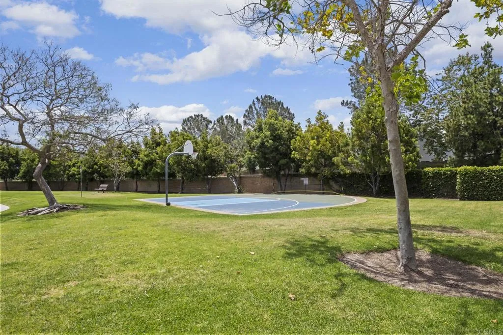https://cdn.realtyfeed.com/cdn/127/306739997/bcde78c2e5a34d3054c67f7bd98acfc4.webp