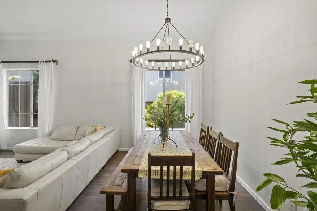 https://cdn.realtyfeed.com/cdn/127/306739997/c80978ace84e474c0022d3b1797e3db7.webp