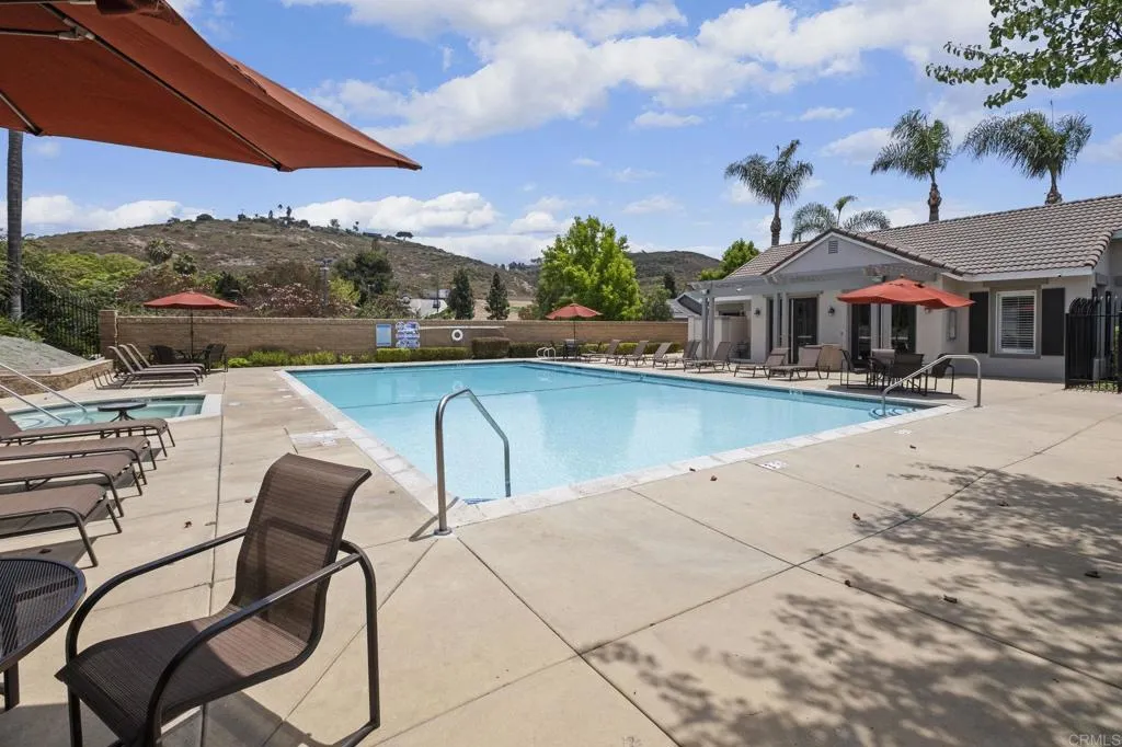 https://cdn.realtyfeed.com/cdn/127/306739997/d14ea56eb4bdabd4e22120b9d07c3973.webp