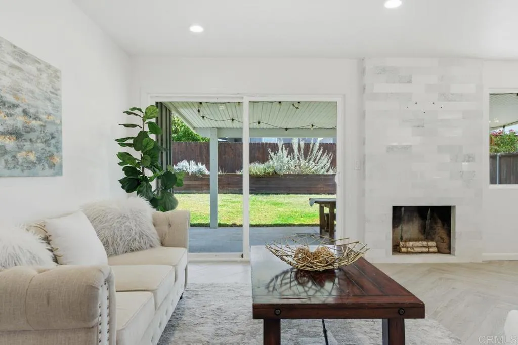 https://cdn.realtyfeed.com/cdn/127/306739999/0e75e6276df555aa42d0250a7b2e3e3c.webp