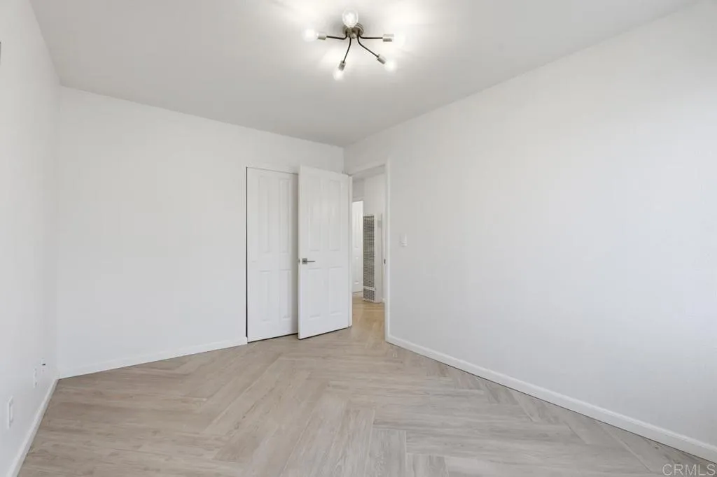 https://cdn.realtyfeed.com/cdn/127/306739999/b713ab0079538e35bb08d0a9fb7322dd.webp