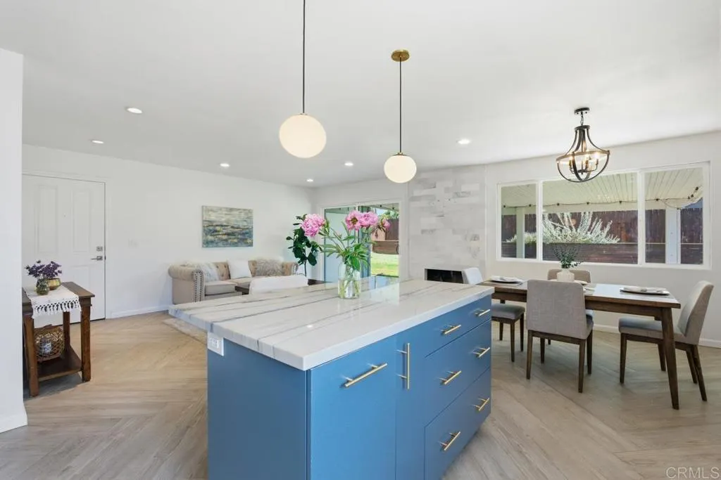 https://cdn.realtyfeed.com/cdn/127/306739999/cb172e9b643eb7d39dafbb22bdef5edd.webp