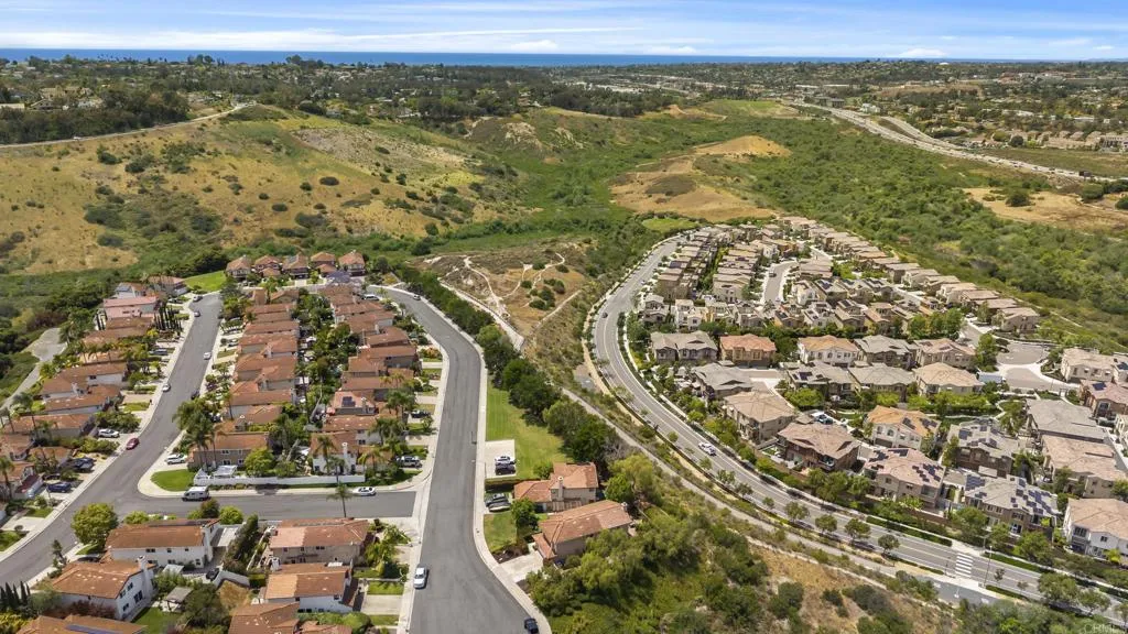 https://cdn.realtyfeed.com/cdn/127/306740009/2ba4d4dce807d0157ca39ad29b49a10b.webp