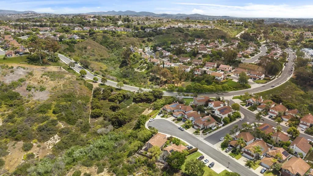https://cdn.realtyfeed.com/cdn/127/306740009/5c538c3d7aa514b1df787e097fa3cb44.webp