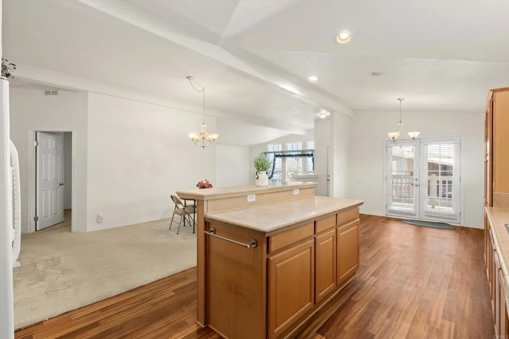 https://cdn.realtyfeed.com/cdn/127/306740040/478dd09f25b1be9ddee7413676b41ffe.webp