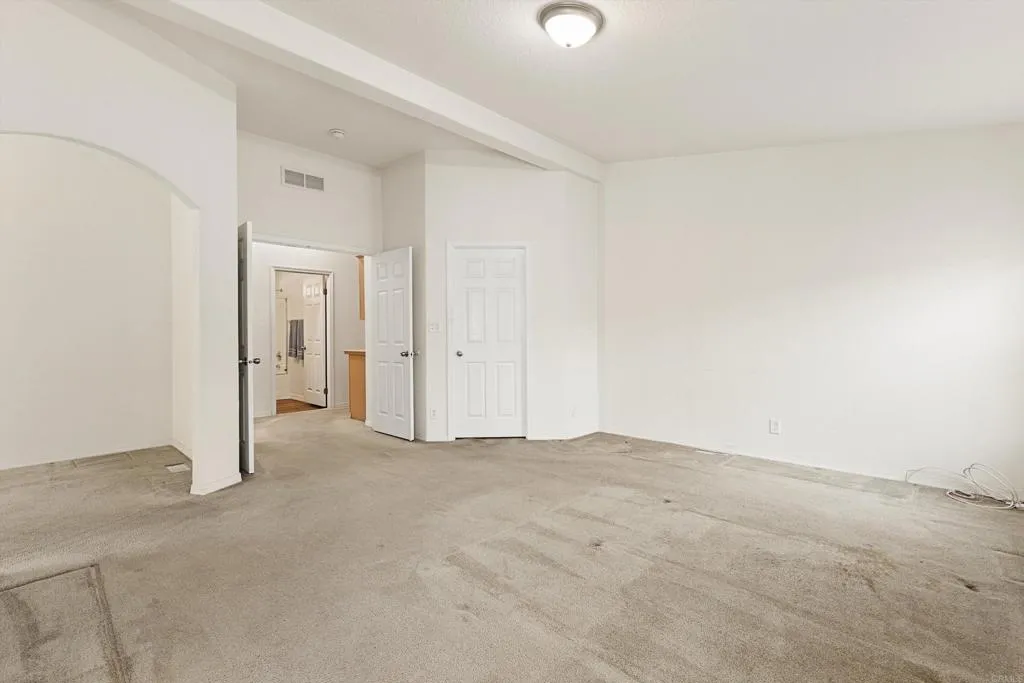 https://cdn.realtyfeed.com/cdn/127/306740040/cbae3e60a591b03a444c5c0bff4371af.webp