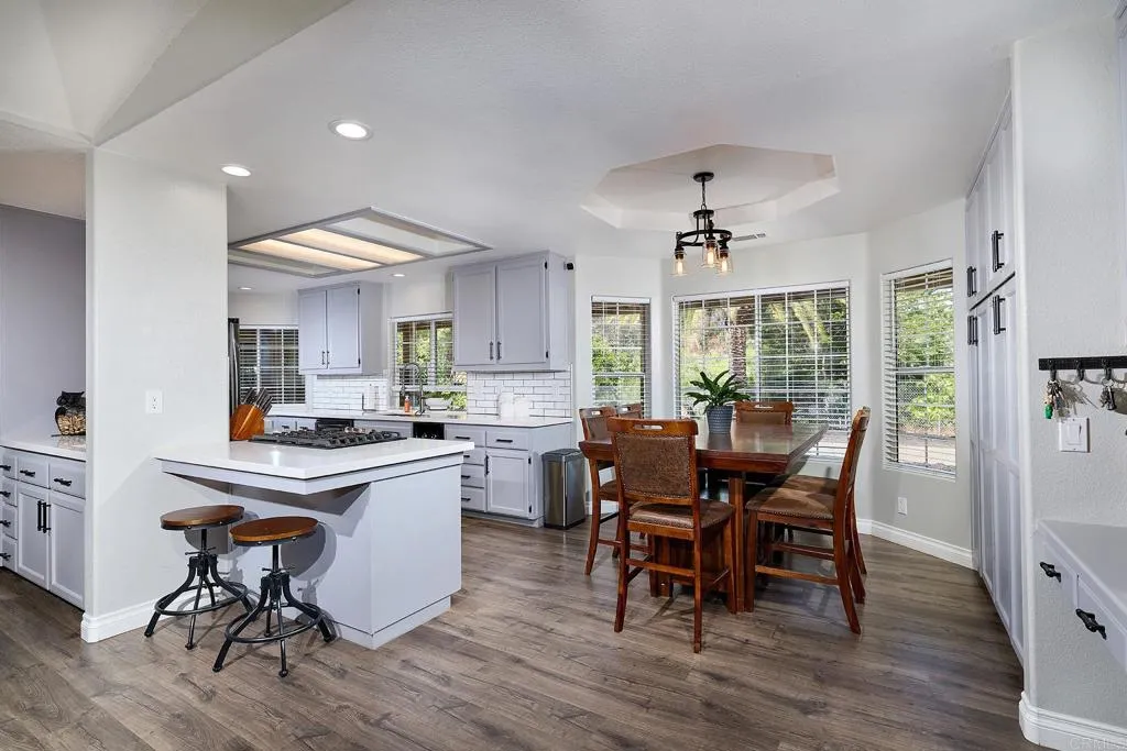 https://cdn.realtyfeed.com/cdn/127/306740047/06070163df93bac702994c78283d1c2f.webp
