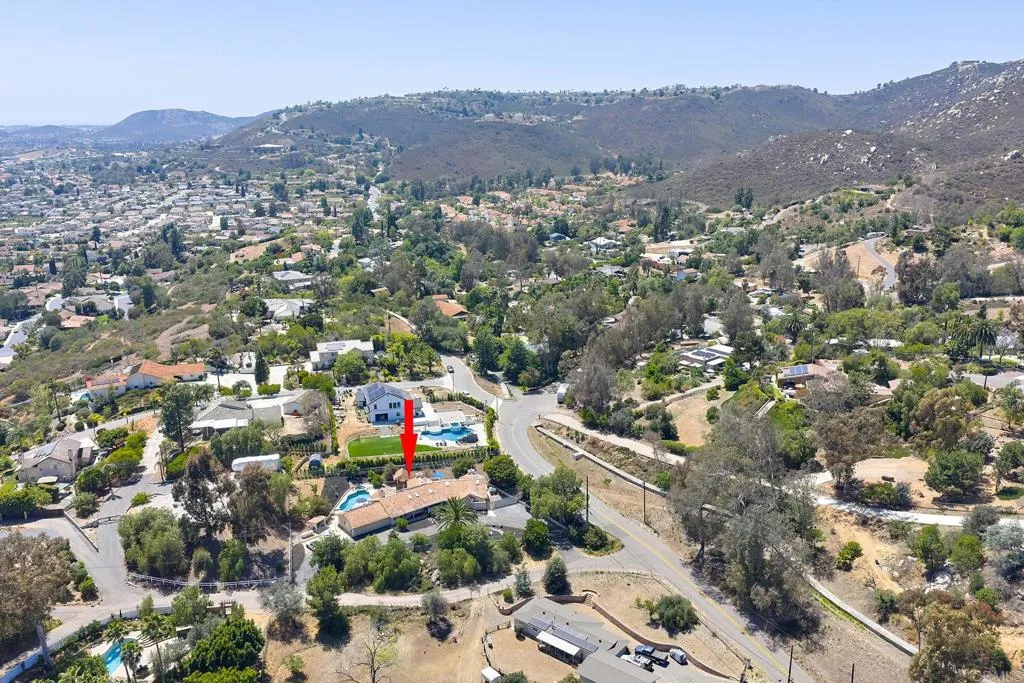 https://cdn.realtyfeed.com/cdn/127/306740047/16d005d1c94cb7fcac35d92bb9b035c7.webp