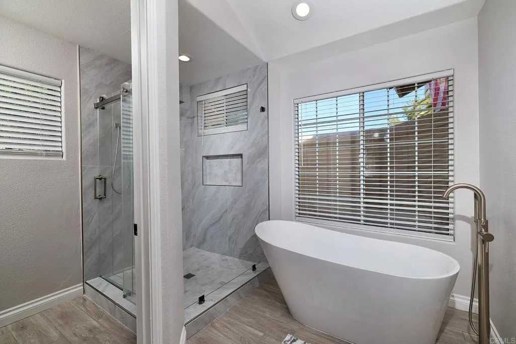 https://cdn.realtyfeed.com/cdn/127/306740047/21c78b3560a79b57d79371bd9f9542cb.webp