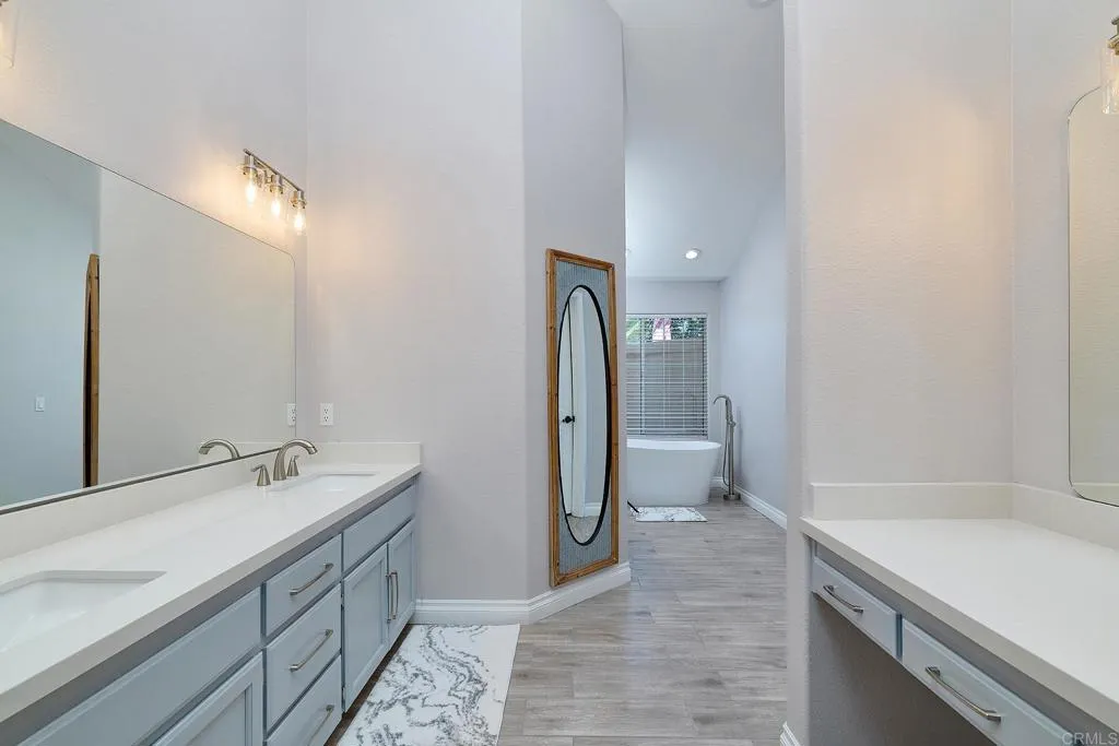 https://cdn.realtyfeed.com/cdn/127/306740047/82052b59343a19fade32d4c753fa15ed.webp